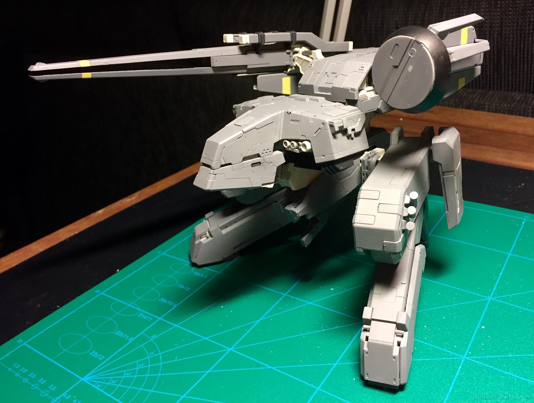 Metal Gear Rex (8) - Gray color airbrushed
